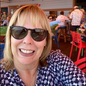 Meet your Posher, Nancy